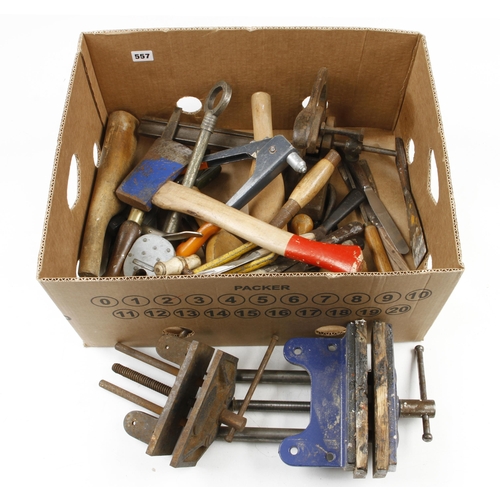 557 - A box of tools G