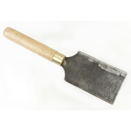 560 - A recent craftsman made chisel 5