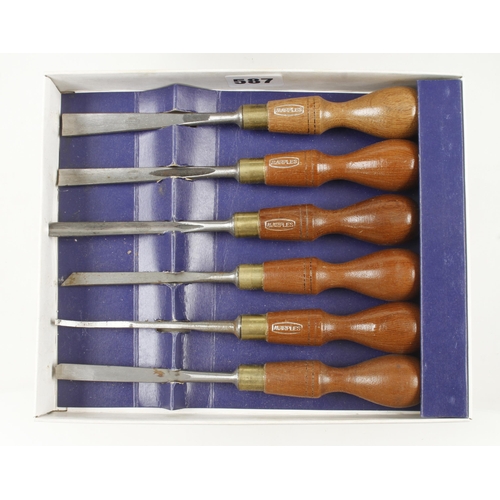 587 - A little used set of 6 carving tools by MARPLES No M152 in orig box G++