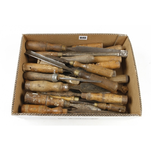 840 - Quantity of old chisels and gouges G-