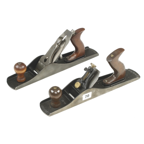 70 - Two SHELTON planes Nos 05 adjustable and No 14 G+