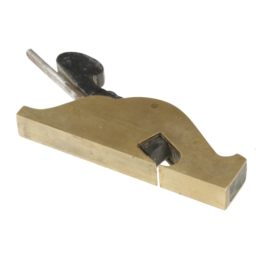 866 - An attractive gunmetal shoulder plane 5