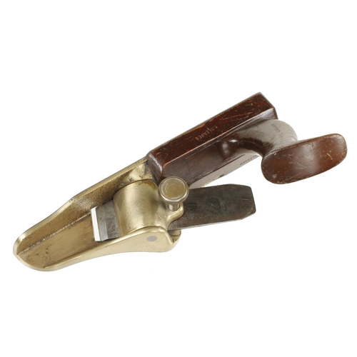 874 - A nice quality steel faced brass shouldering plane with mahogany? infill and handle G+