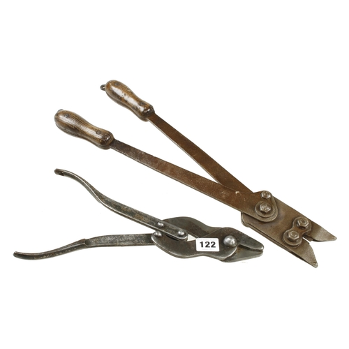 122 - Two pairs of WW1 and 11 barbed wire cutters, the folding pair by WILKINSON G