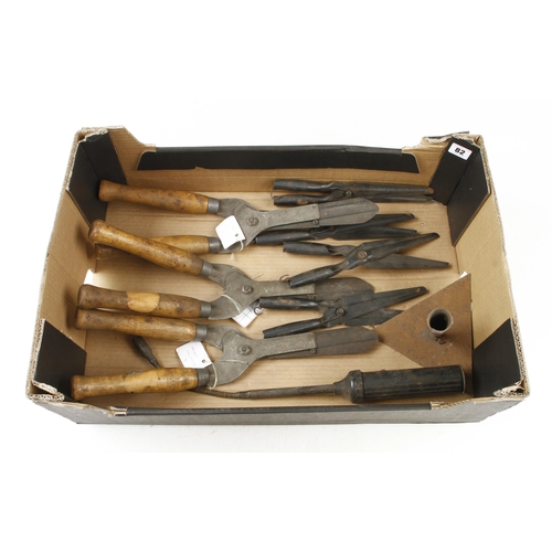 82 - Seven pairs of garden shears G