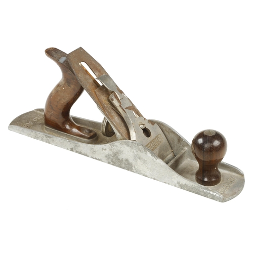 916 - A STANLEY No A5 aluminium fore plane with part trade label to handle, some staining G