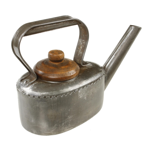 25 - A 2pt. oilcan by KAYE with wooden lid G+