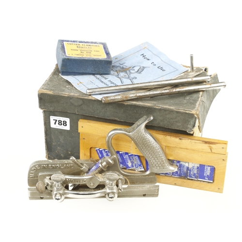 788 - A RECORD No 050 Improved combination plane complete in orig poor box F