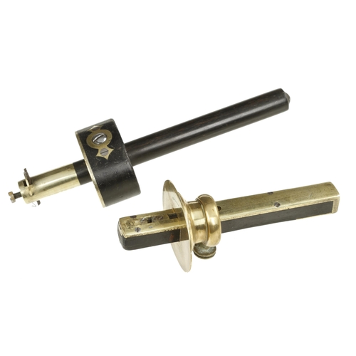 846 - An ebony mortice gauge with heavy brass head and an ebony and brass slitting gauge G