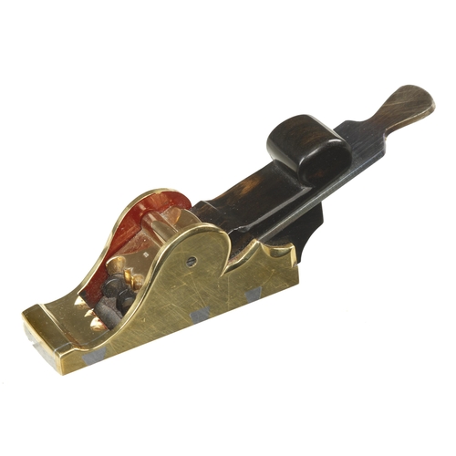 862 - A recent small brass chariot plane with d/t steel sole 3