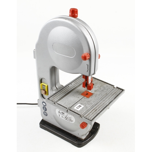 116 - A small bandsaw 240v Pat tested