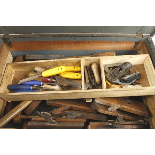 369 - A pine tool box 30