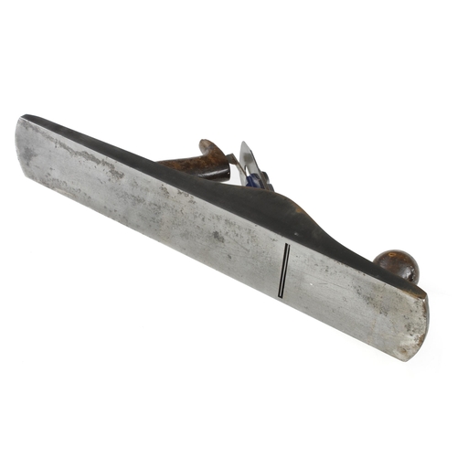 520 - A WODEN No W6 fore plane G+