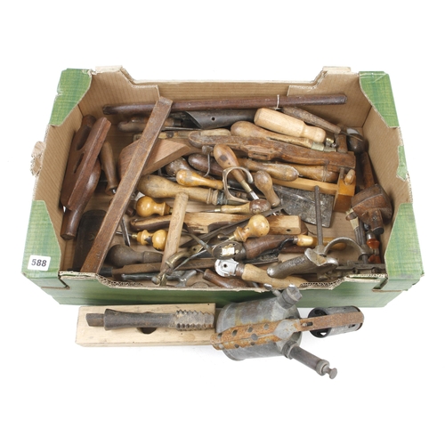 588 - A box of tools G