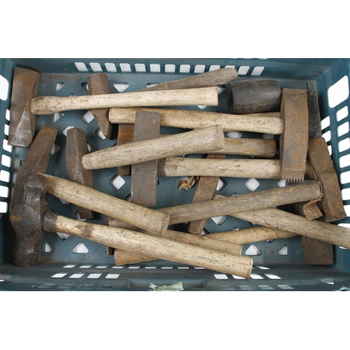 599 - Quantity of old hammers (heavy, not for mailing) G-