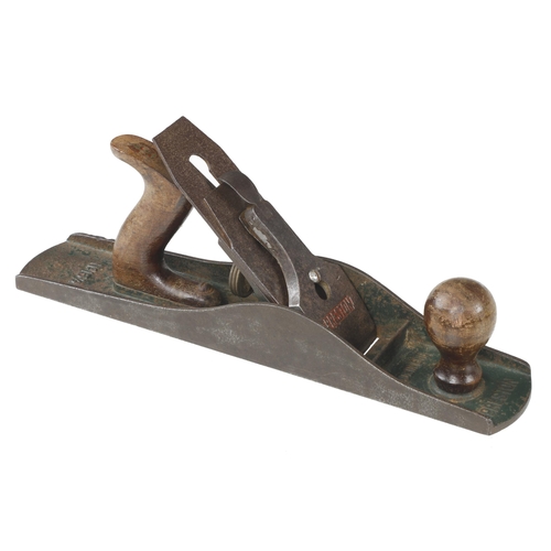 685 - A rare PRESTON No 15 1/2 fore plane with orig iron, some pitting G