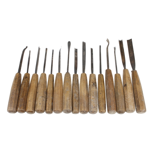 689 - A set of 34 carving tools by ADDIS with matching handles G++