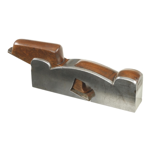 711 - An iron shoulder plane 8