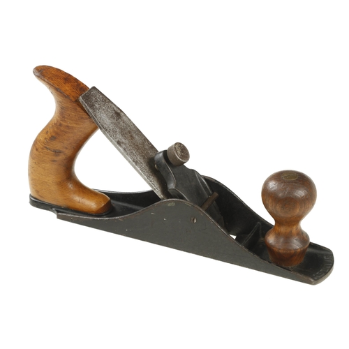 763 - A STANLEY No 40 scrub plane with SW iron G++