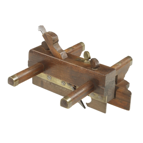 880 - A beech plow plane by KEENEDY & Co Hartford USA unusually with wood thumbscrews securing the stems G... 