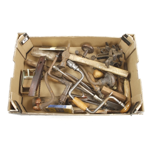 91 - A box of tools G