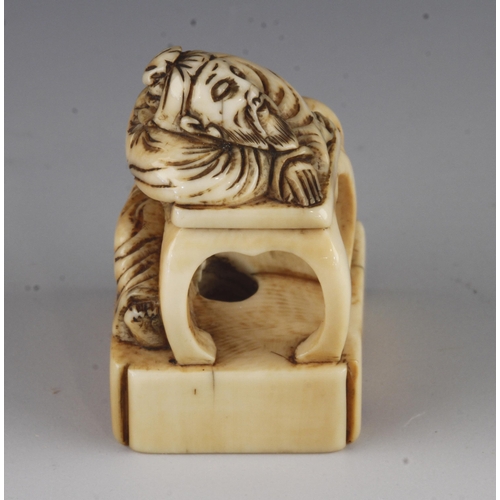 919 - Two wood carvings G+