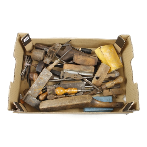 335 - A box of tools G