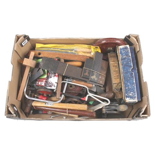 337 - A box of tools G