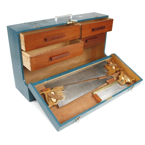 370 - A lockable joiner's carrying case with 4 drawers and 3 saws in lid G