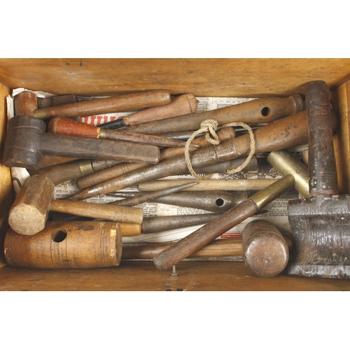 373 - A kit of sailmaker's tools in a pine tool box G