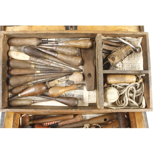 373 - A kit of sailmaker's tools in a pine tool box G