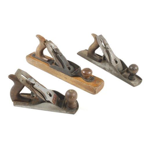 847 - A RECORD 05 a SALMEN No 4 and a STANLEY No 26 wood bottom plane G