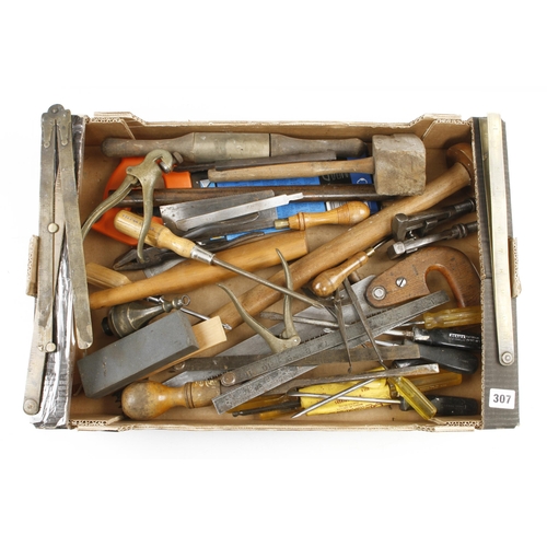 307 - A box of tools G