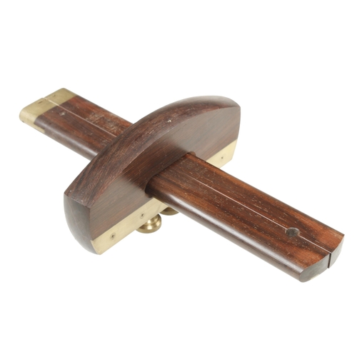 896 - A little used, fine quality rosewood and brass double marking gauge most likely by Bridge City but c... 