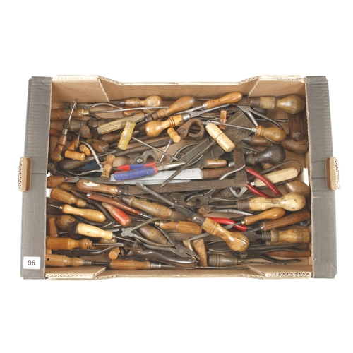 95 - A box of tools G