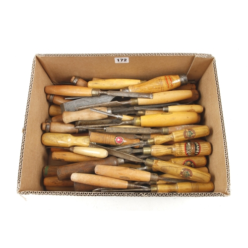 172 - 60 chisels and gouges, many with boxwood handles G+