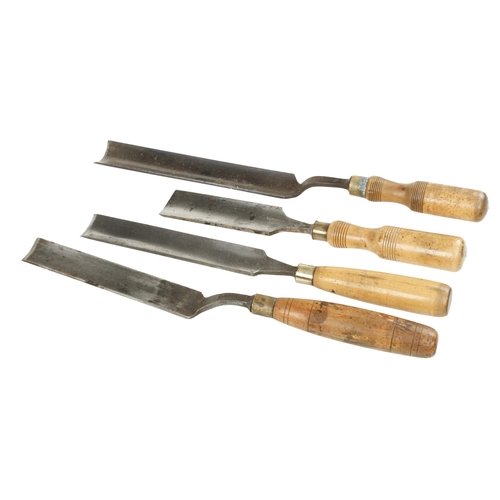 2 - Four large gouges with boxwood handles G+