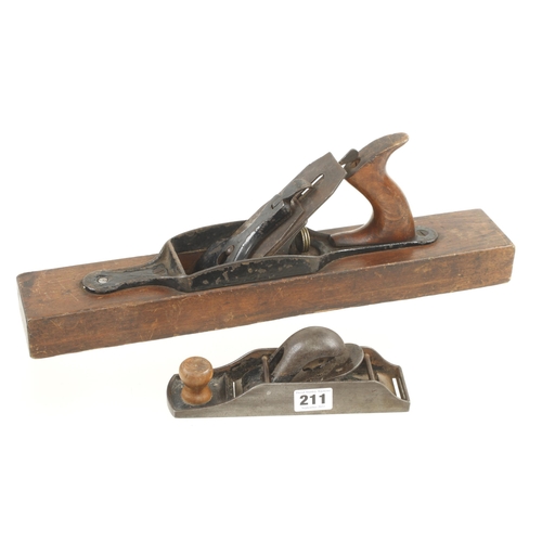 211 - Two SIEGLEY planes; double end block and a jack plane (lacks front knob) G+