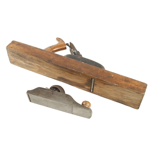 211 - Two SIEGLEY planes; double end block and a jack plane (lacks front knob) G+