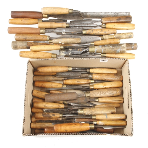 267 - 45 chisels and gouges G