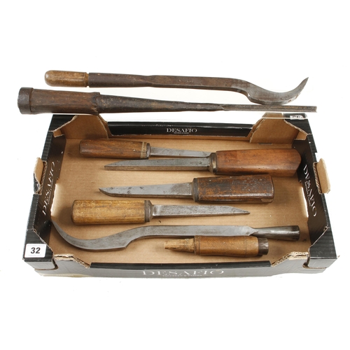 32 - Two mortice lock chisels, 4 mortice chisels and a bruzz G