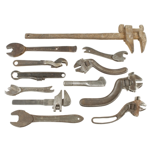 350 - 12 unusual wrenches G