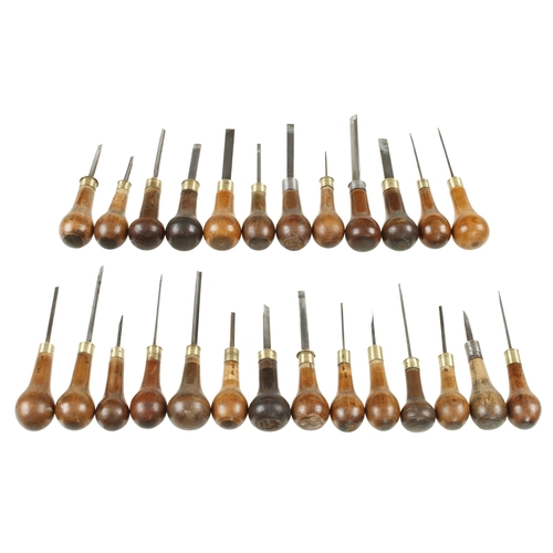 373 - A set of 26 short carving tools with hardwood handles G++