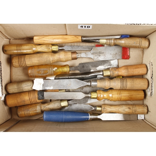 410 - 25 chisels and gouges G