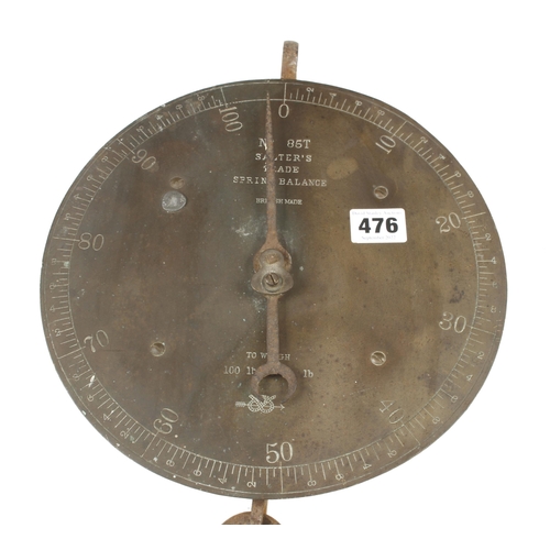 476 - A SALTER No 85T brass faced balance to weigh 100lbs G