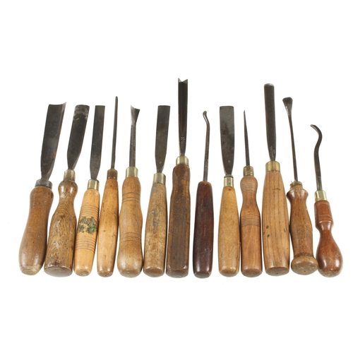 509 - 25 carving tools G