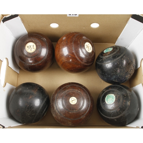 515 - Nine lignum bowls G+