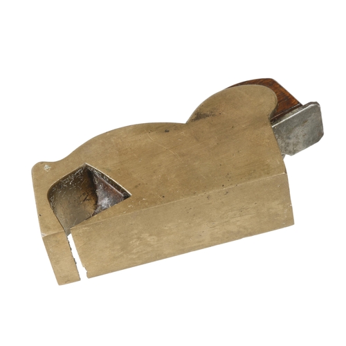 605 - A brass bullnose plane 3 1/2