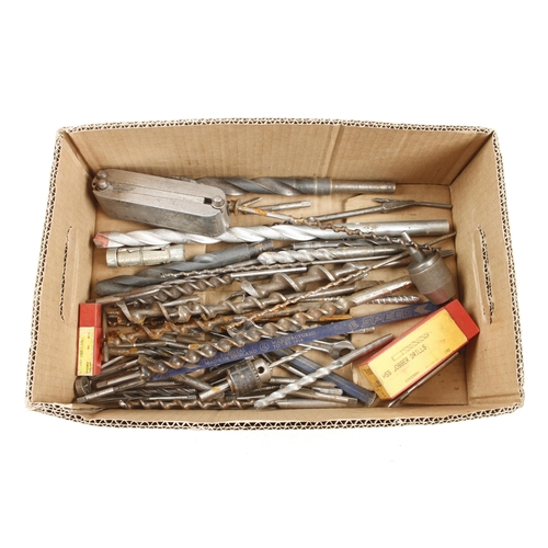 67 - Quantity of engineer's tools G