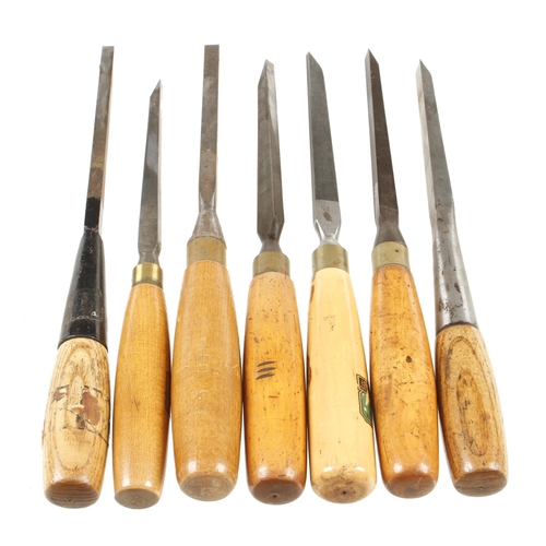 748 - Seven mortice chisels G+